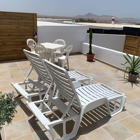 تيغيسي Apartment In Famara Beach المظهر الخارجي الصورة