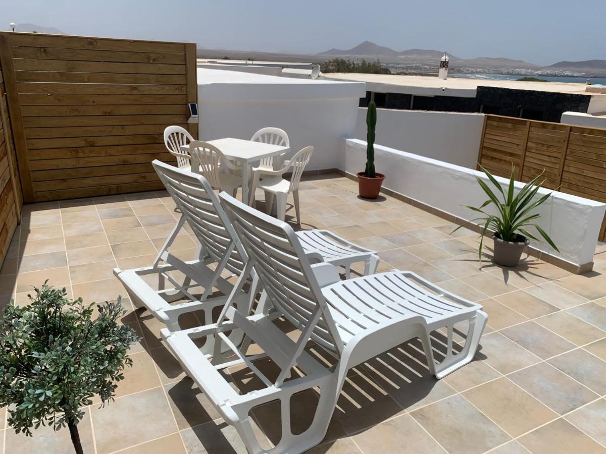 تيغيسي Apartment In Famara Beach المظهر الخارجي الصورة