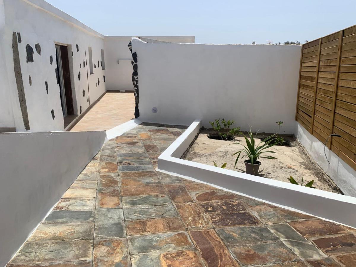 تيغيسي Apartment In Famara Beach المظهر الخارجي الصورة